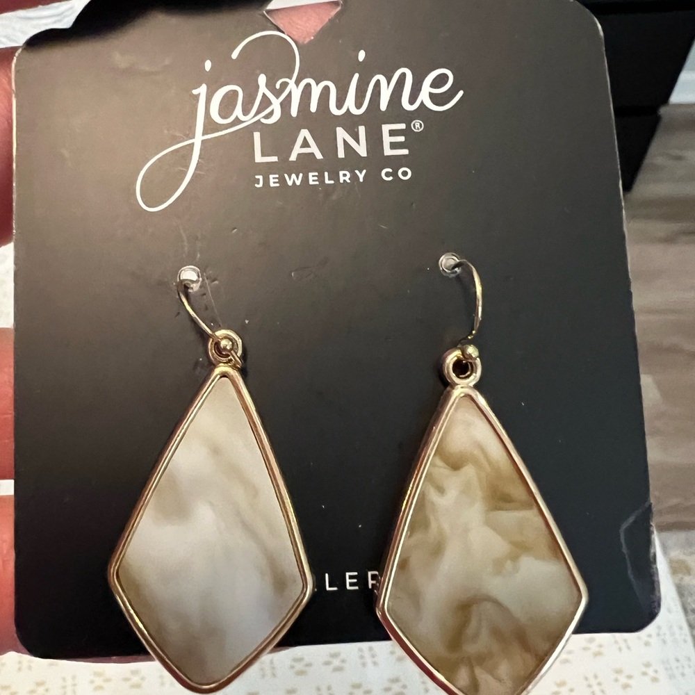 Jasmine Cream Marbled Gold-Trim Drop Earrings